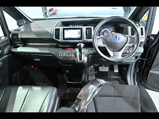 HONDA STEP WAGON 2013