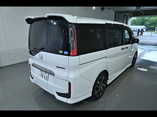 HONDA STEP WAGON 2015