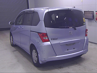 HONDA FREED 2010