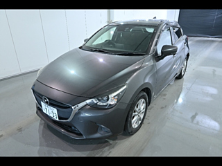 MAZDA DEMIO 2017