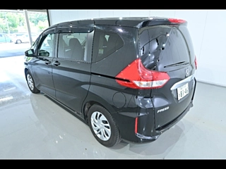 HONDA FREED 2023