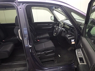 HONDA STEP WAGON 2017