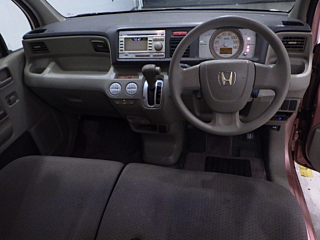 HONDA LIFE 2010
