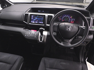 HONDA STEP WAGON 2012