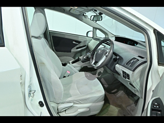 TOYOTA PRIUS 2011