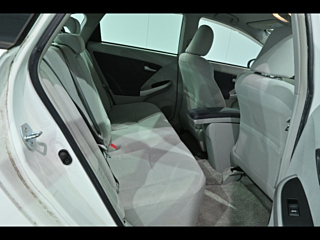 TOYOTA PRIUS 2011