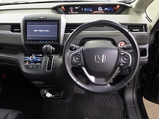 HONDA FREED 2016