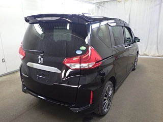 HONDA FREED 2016