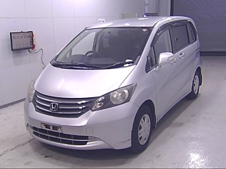 HONDA FREED 2008