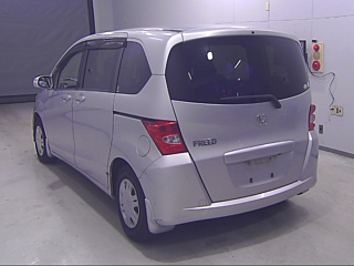 HONDA FREED 2008