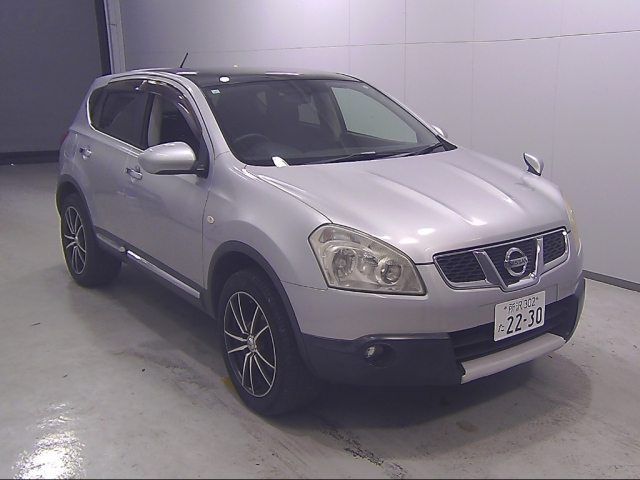 NISSAN DUALIS 2011
