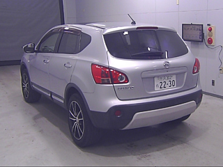 NISSAN DUALIS 2011