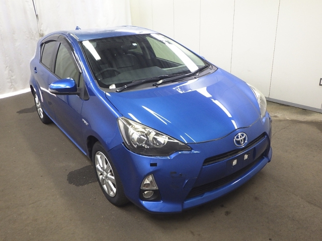 TOYOTA AQUA 2014