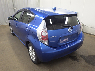 TOYOTA AQUA 2014