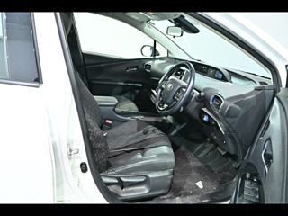 TOYOTA PRIUS 2019