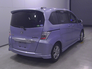HONDA FREED 2012