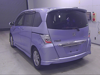 HONDA FREED 2012