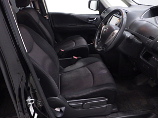 NISSAN SERENA 2013