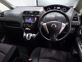 NISSAN SERENA 2013