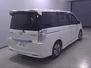 HONDA STEP WAGON 2013