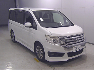 HONDA STEP WAGON 2013