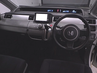 HONDA STEP WAGON 2009