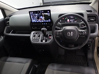 HONDA FREED 2024