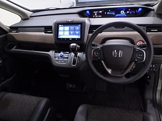 HONDA FREED 2024