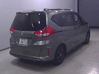 HONDA FREED 2024