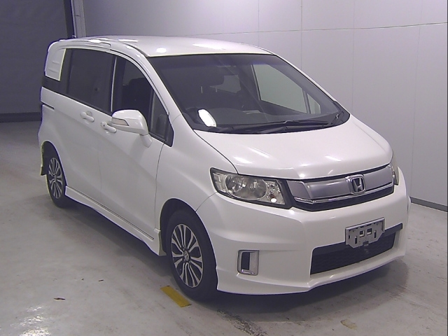 HONDA FREED 2014