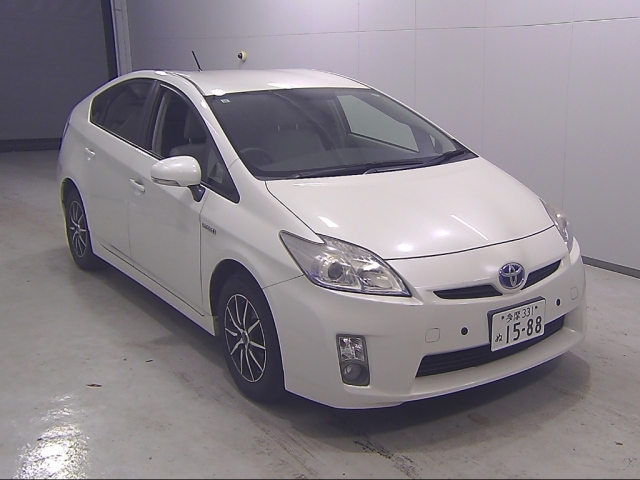 TOYOTA PRIUS 2011