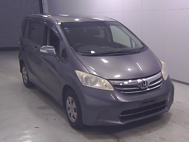 HONDA FREED 2012