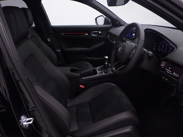 HONDA CIVIC 2025