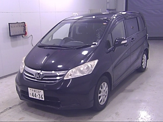 HONDA FREED 2013