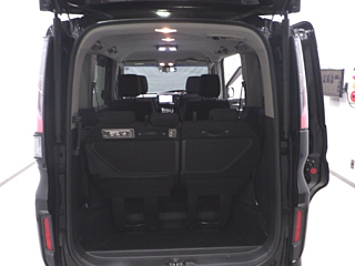 HONDA STEP WAGON 2016