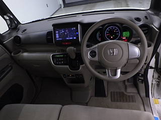 HONDA N BOX 2016