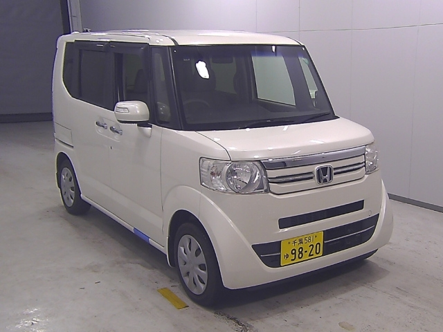 HONDA N BOX 2016
