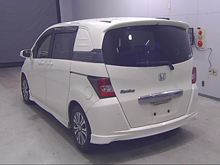 HONDA FREED 2012