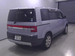 MITSUBISHI DELICA D5 2013
