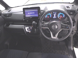 NISSAN ROOX 2020