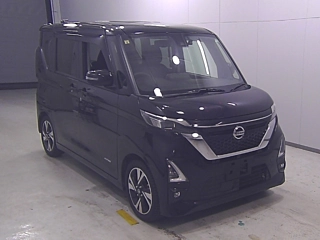 NISSAN ROOX 2020