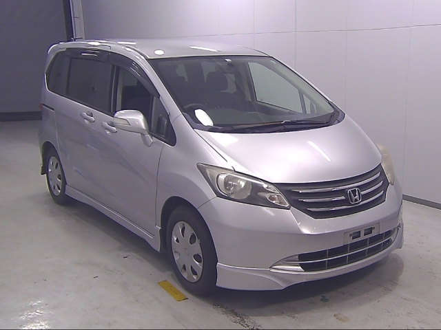 HONDA FREED 2008