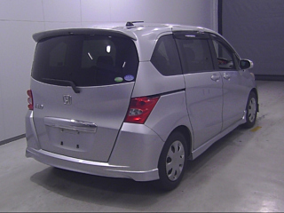 HONDA FREED 2008