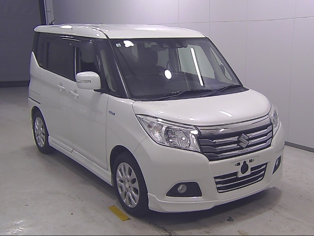 SUZUKI SOLIO 2018