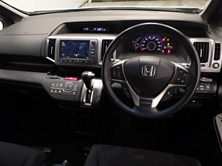 HONDA STEP WAGON 2014