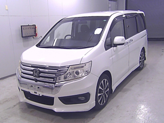 HONDA STEP WAGON 2014