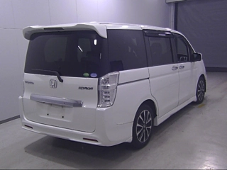 HONDA STEP WAGON 2014