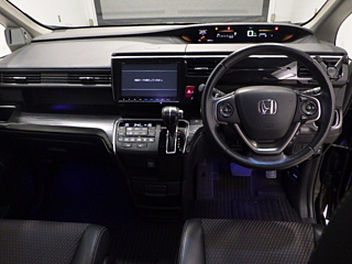 HONDA STEP WAGON 2016