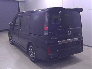 HONDA STEP WAGON 2016