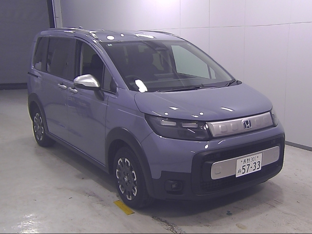 HONDA FREED 2024